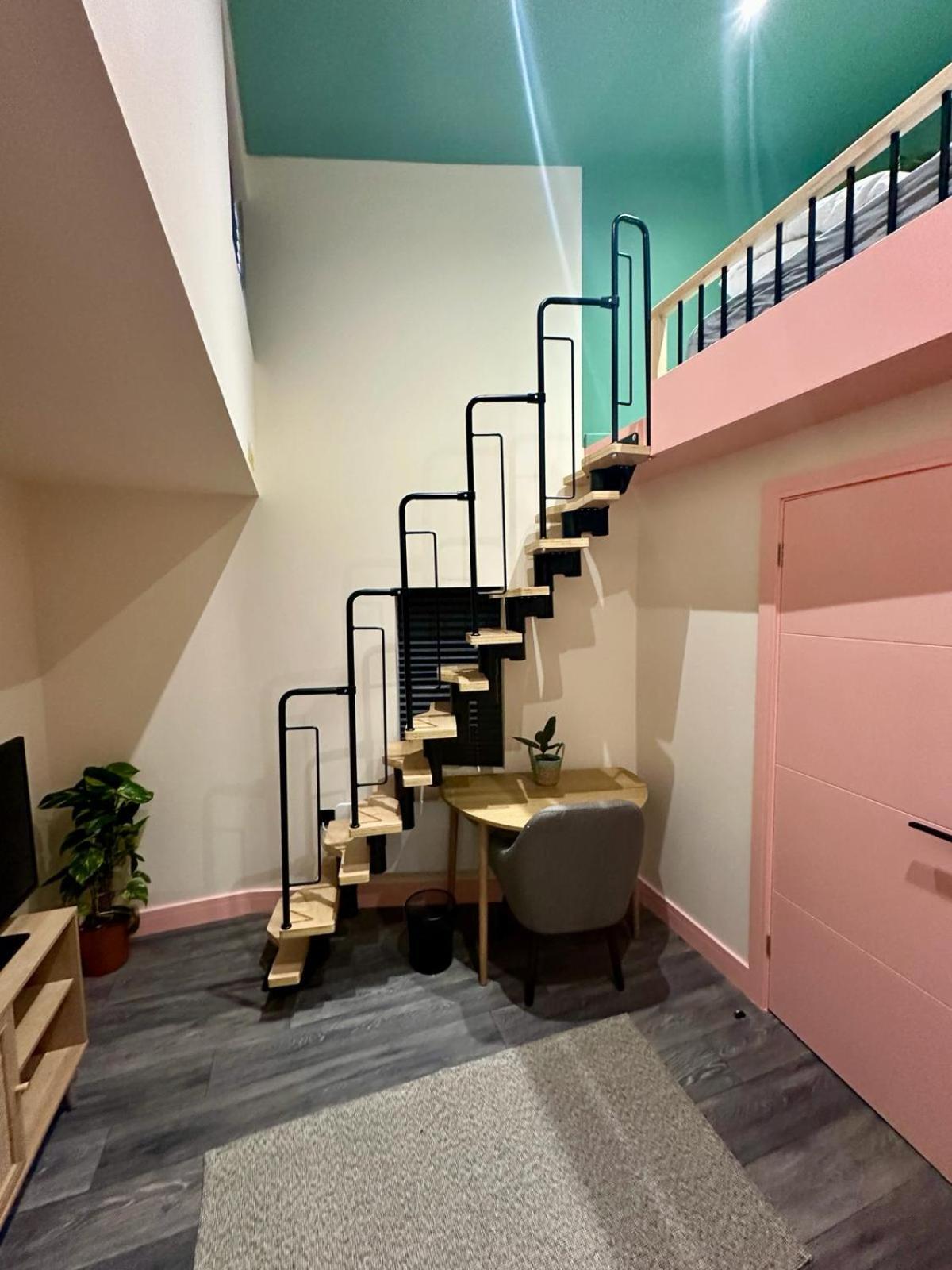 Cozy En-Suite Loft In Trendy Local ロンドン エクステリア 写真